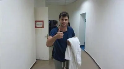 Comment s'appelle le nouveau prétendant de Violetta (saison 2) et qui a concocté un plan avec la blonde ?