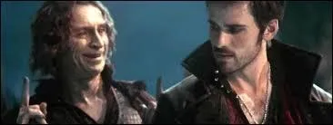 Que fait Rumple à Killian ?