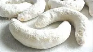 Les "cornes de gazelles" sont des pâtisseries maghrébines :