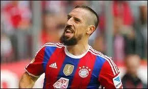 Ensuite, je mettrais Franck Ribéry, joueur du Bayern Munich d'origine...