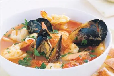 Quelle sauce accompagne la bouillabaisse ?