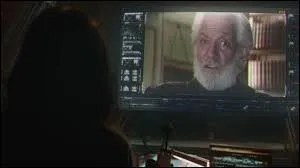 Quelle phrase dit Snow à Katniss ?