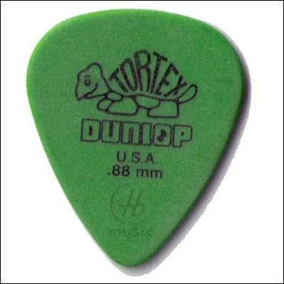 Comment s'appelle le petit triangle utiliser pour jouer les cordes (facile celle l)?