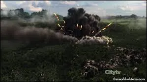 Par quoi est frapp&eacute; Terra Nova et qui bousille tout ce qui est &eacute;lectronique ?