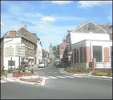 Située dans l'unité urbaine de Maubeuge, Jeumont est une ville du département ...