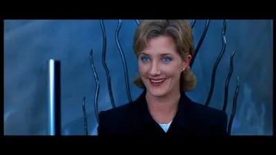 Quel est le nom de cette jeune femme interprétée par Joely Richardson ?