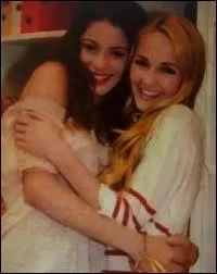 Elle a un frère qui s'appelle Francisco. Quelle est cette jeune fille ?