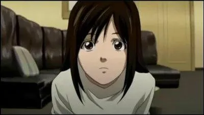 Comment la petite sur de Light s'appelle-t-elle ?