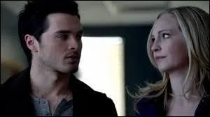 Que va avouer Caroline à Enzo ?