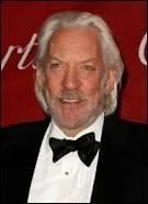 Pour finir, quel acteur incarne ce personnage ?