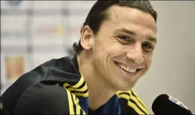 Même les Rolling Stones connaissent Ibrahimović ! Mike Jagger a dit le 13 juin 2014 : ''Ce soir, on va vous zlataner ! '' au Stade de France... De quelle nationalité est Zlatan Ibrahimović ?