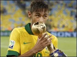 Depuis quand est-il capitaine ?