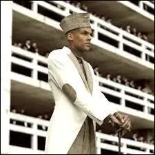 De quelle chanson sont extraites ces paroles ? "Tu sors trop, du moins c'est ce qu'ils disent."