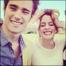 Dans le premier épisode Violetta et Leon sont-ils ensemble ?