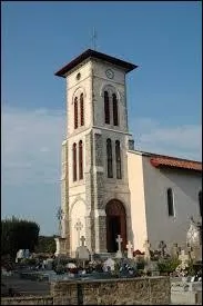 Le village aquitain de Bassussarry se situe dans le département ...