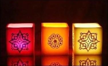 Les bouddhistes et les hindouistes crématisent leurs défunts. Dans laquelle de ces deux religions la crémation est-elle obligatoire ?