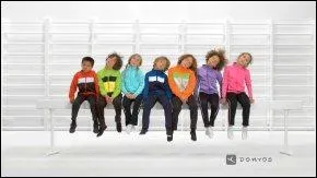 Pour quelle marque de sport ces enfants jouent-ils ?