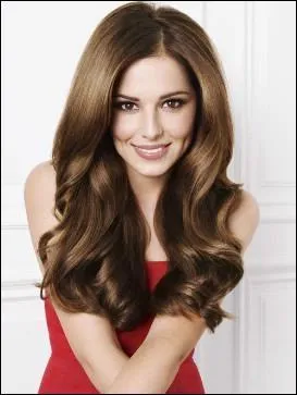 Pour quel produit cette jeune femme fait-elle de la publicité ?