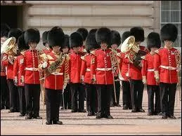 En Angleterre, Eye est un bourg du :