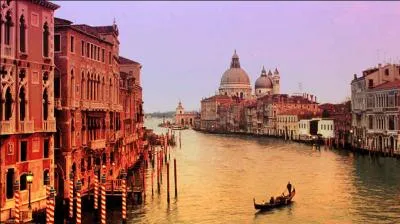 Qu'est-ce-qui sème la "Mort à Venise" dans le film de Visconti ?