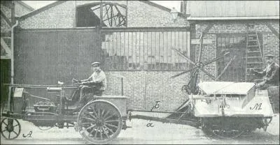 Ce nouveau tracteur de l'année 1906 actionne ------------. Fini le travail pénible.