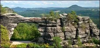 A quel pays associez-vous la Bohême ?