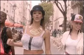 Laquelle de ces chansons est dans le même album que "Je suis moi" ?