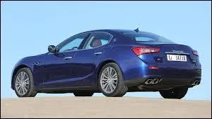 Cette automobile est une ...