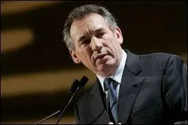 Quelle est la tendance politique du mouvement "RED" ?