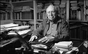 Lequel de ces écrivains n'a pas écrit de roman du titre de "Red" ?