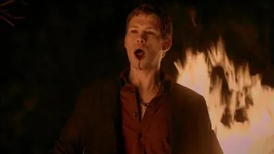 Pour quelle raison Klaus avait-il besoin d'Elena lors du sacrifice (saison 2) ?