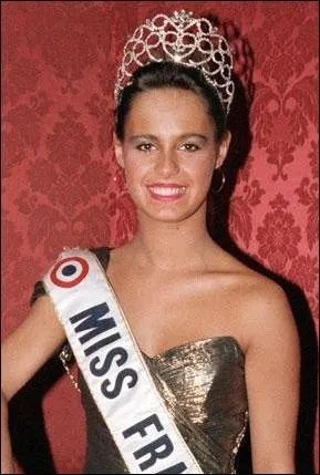 Elle a été la première Miss France à être élue en direct à la télévision française en 1987 et fut également 6e dauphine de Miss Monde 1987 et finaliste à Miss International 1988, qui est-elle ?