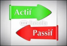 En latin, quelles sont les terminaisons de l'actif ?