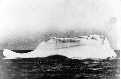 Quelle était la hauteur de l'iceberg qui a fait sombrer le Titanic ?