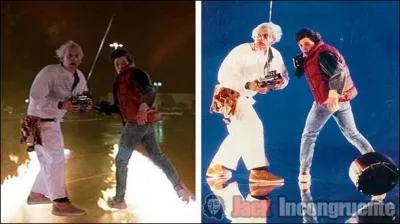 Quand la Delorean laisse la traînée de feu, les 2 comédiens étaient sur place.