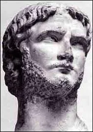 Quel est cet empereur romain du IIIe siècle ? Il rapporta qu'au temps de l'empereur Commode ( 180-192), les Romains allaient jusqu'à goûter de la chair humaine.