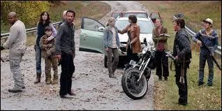 Qui est poursuivi par des zombies ?