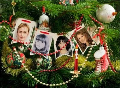 À mon anniversaire, je ferai une boom. Qui est cette enfant sur la guirlande ?