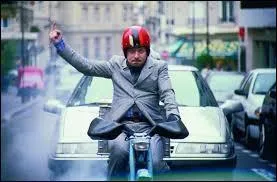 Quelle appellation donne-t-on à un modèle de casque recouvrant uniquement le haut du crâne ?