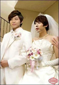 Qui sont ces jeunes garçons ?