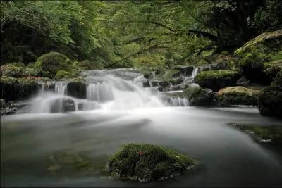 Dans quel département pourrez-vous apprécier le splendide paysage du Val du Dessoubre ?