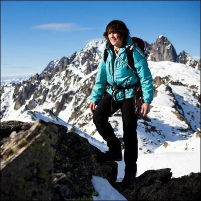 Grimpeuse et alpiniste française, c'est la première femme à avoir gravi les 3 grandes faces nord des Alpes en hiver et en solitaire :