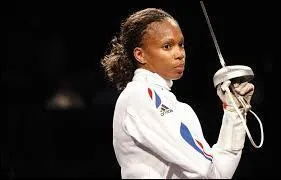 Quel surnom a-t-on donné à Laura Flessel, fameuse escrimeuse française à l'immense palmarès ?