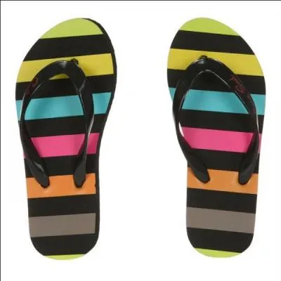 Comment s'appelle cette paire de chaussures ?