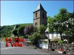 Petit village Cantalien de 26 habitants, La Fau se situe en région ...