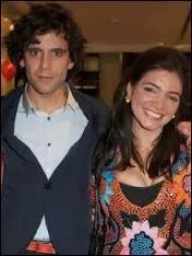 Comment s'appelle sa soeur aînée ?