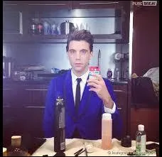 Quelle est la nationalité de son père ?