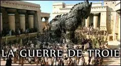 Hector fut tué pendant la guerre de Troie.