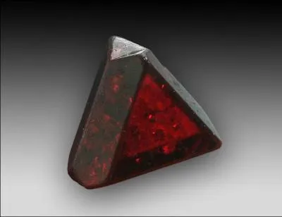 Je vous dévoile encore un bout de caillou, très rare :