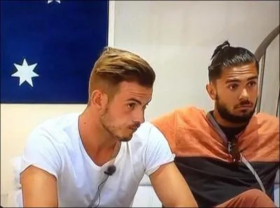 Qui étaient les joueurs de football ?